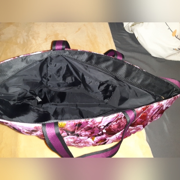 Victoria's Secret Quilted Tote Bag - Picture 3 of 3